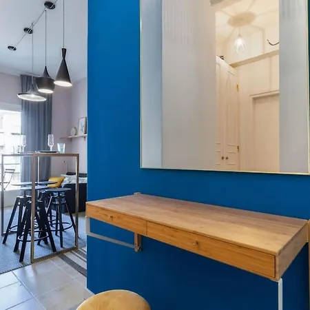 Apartment Bright & Gentle