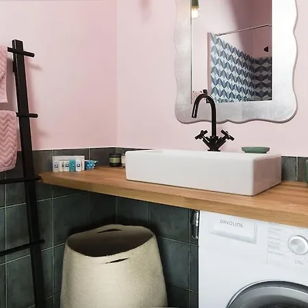 Apartment Bright & Gentle
